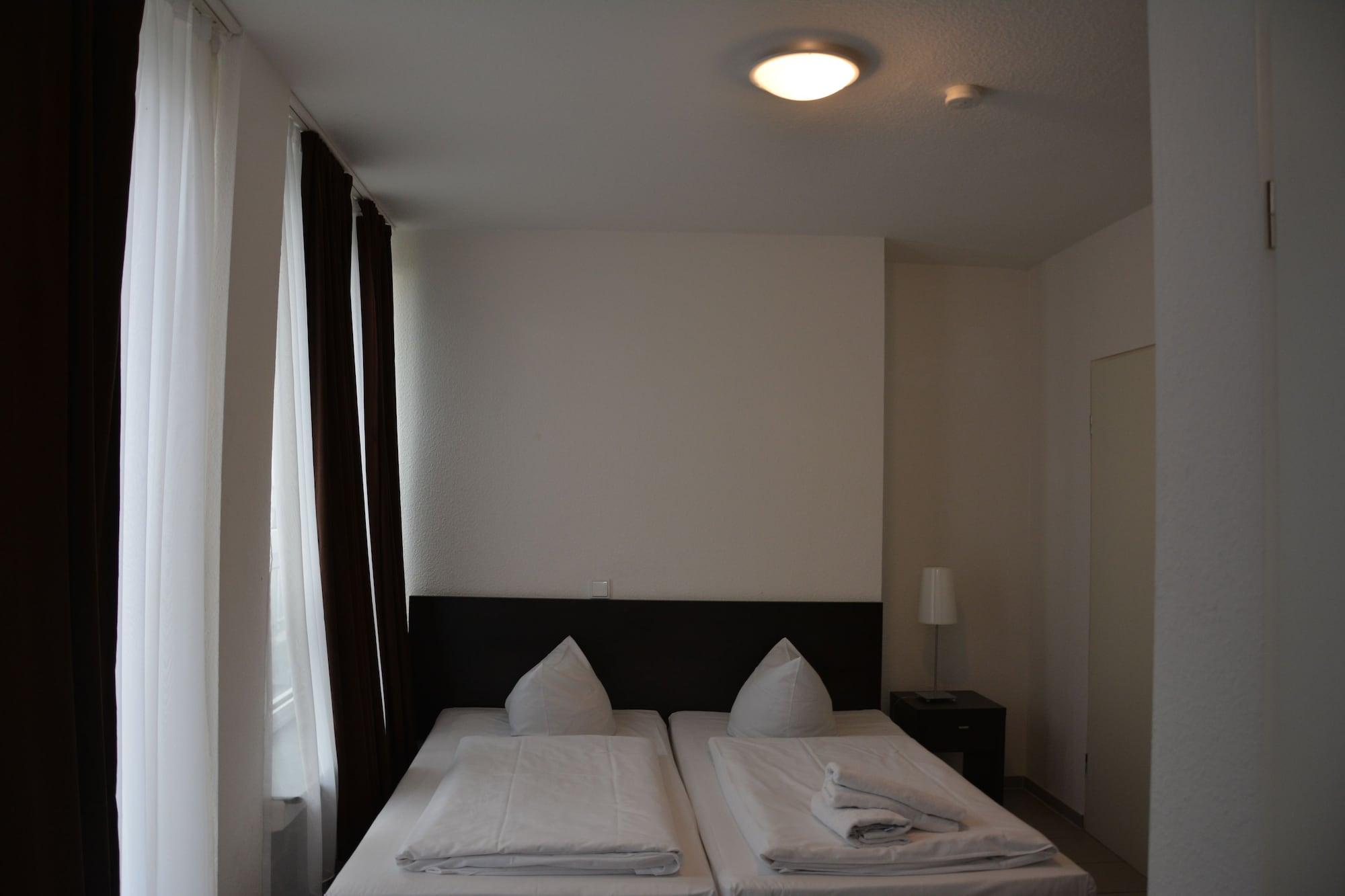 Mosel Hotel Frankfurt am Main Eksteriør bilde