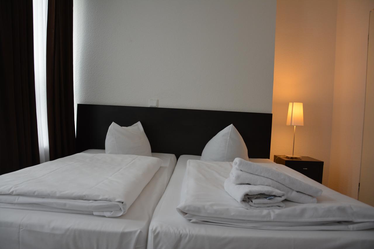 Mosel Hotel Frankfurt am Main Eksteriør bilde